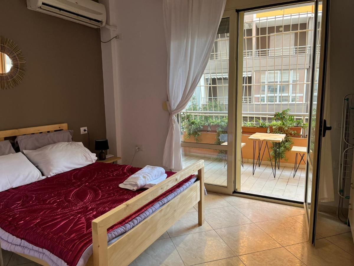 Apartmán Lungomare Vlore Con Garage Privato 2 Exteriér fotografie