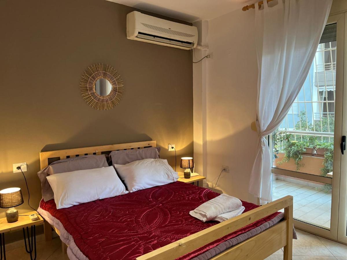 Apartmán Lungomare Vlore Con Garage Privato 2 Exteriér fotografie